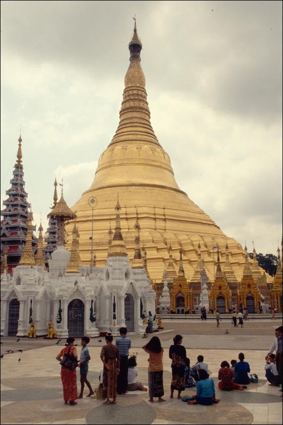 Shwedagon Pagoda, Yangon, Myanmar